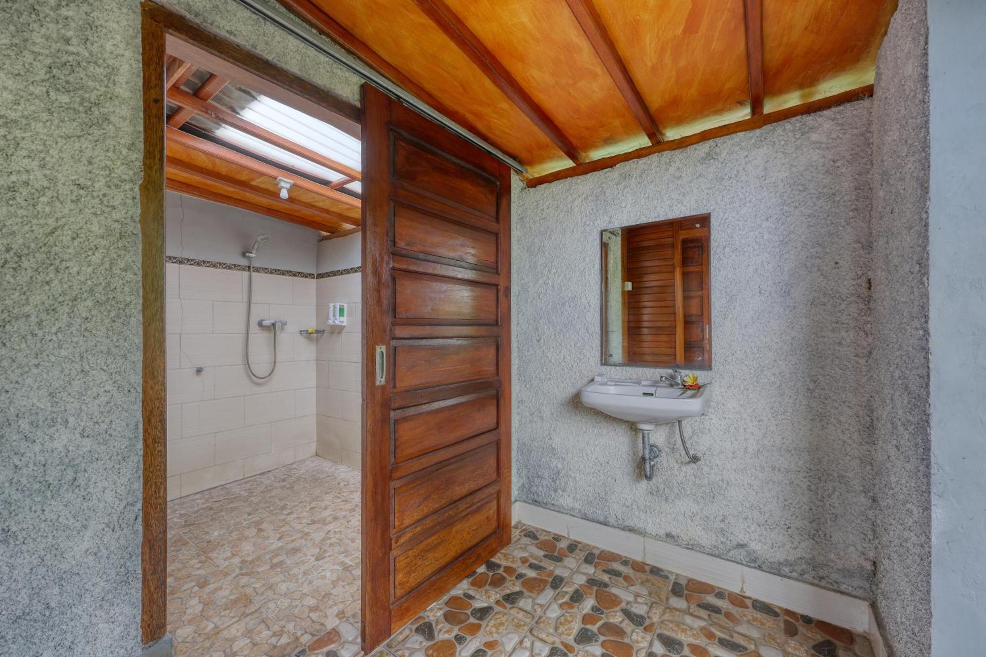 Petak Cottage Ped Extérieur photo